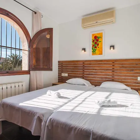 Ebro - Plusholidays Villa *